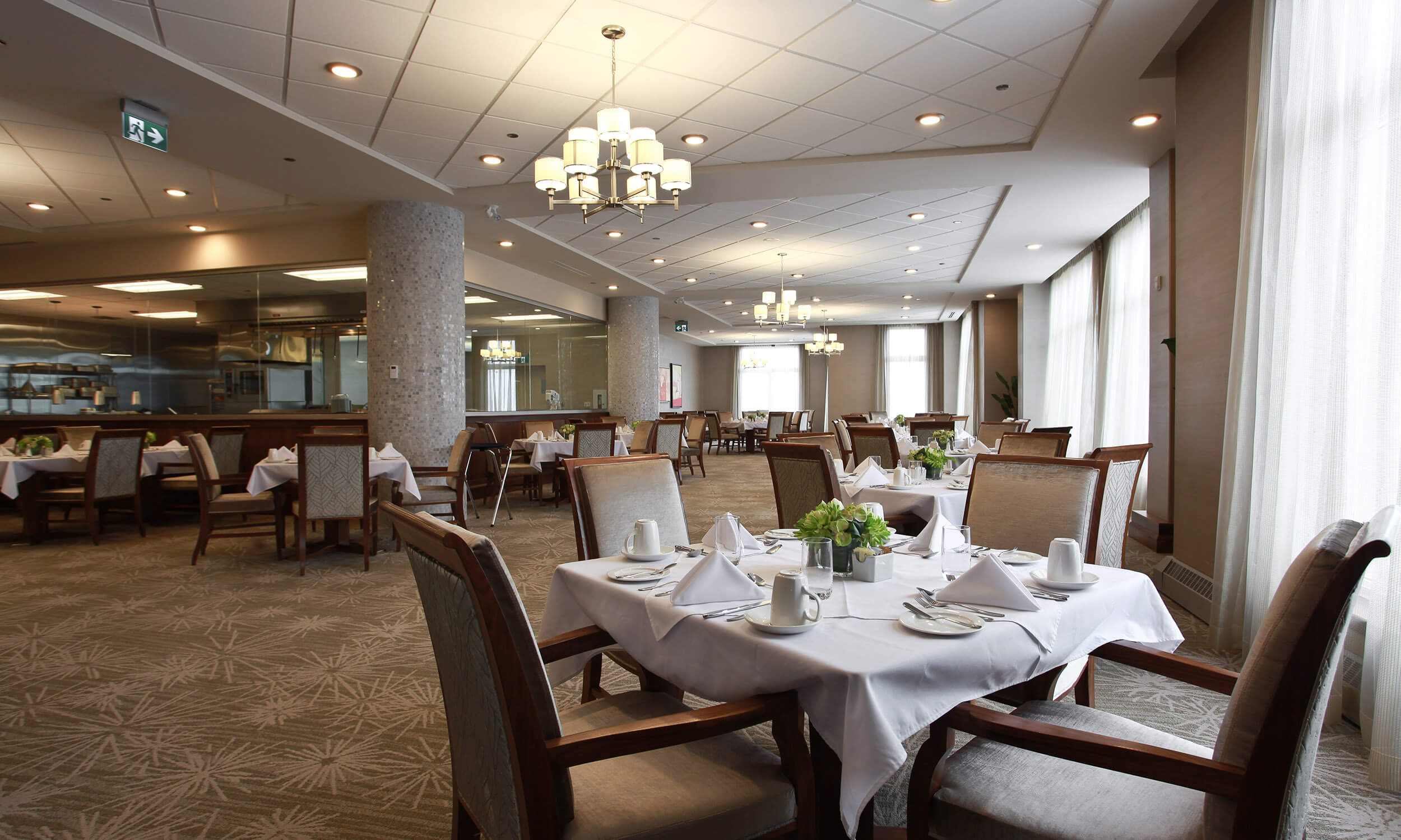 Parkland at the Lakes - dinning room
